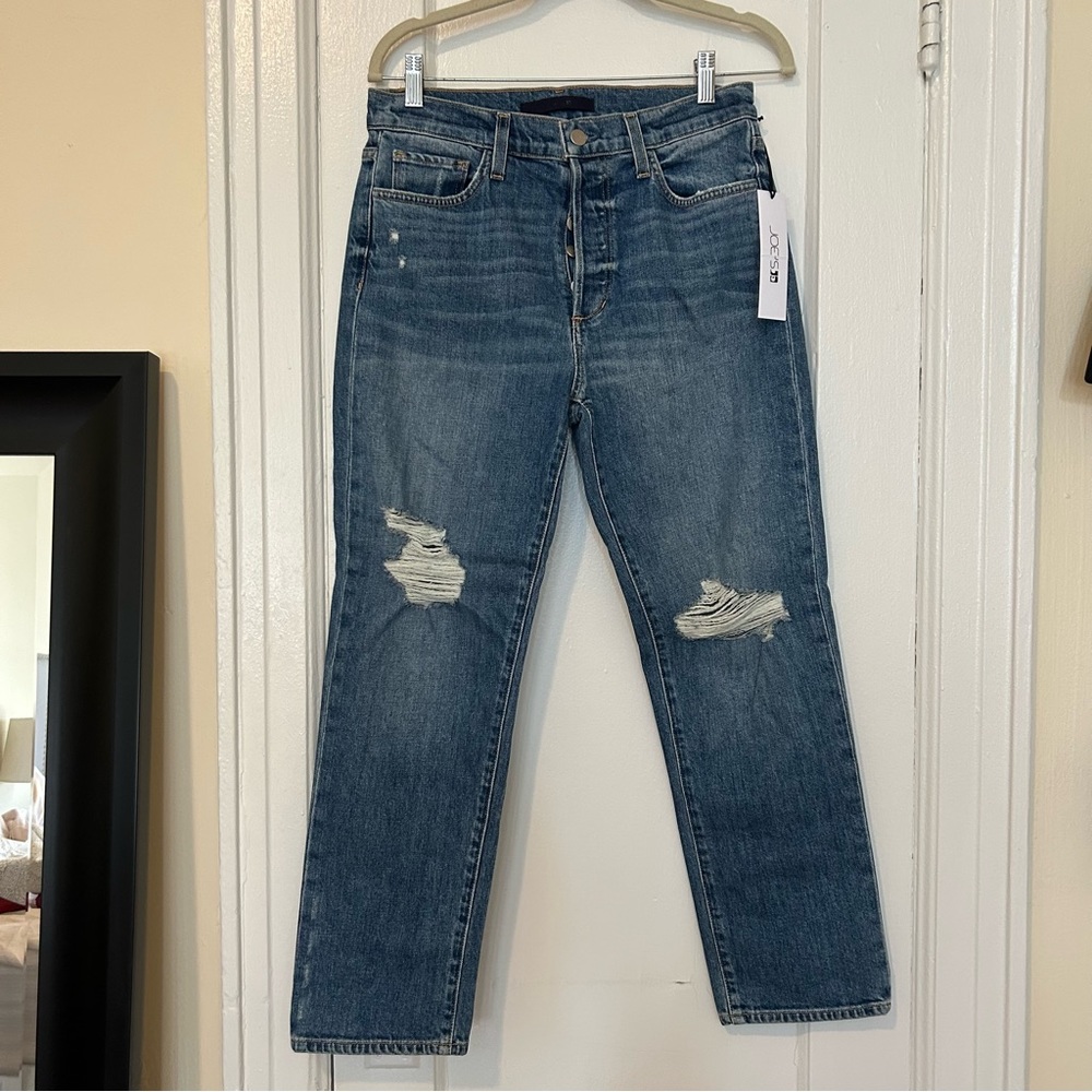 Joe’s Jeans Medium Wash Distressed Knee Fitted Mom Jean, Women’s Size 28